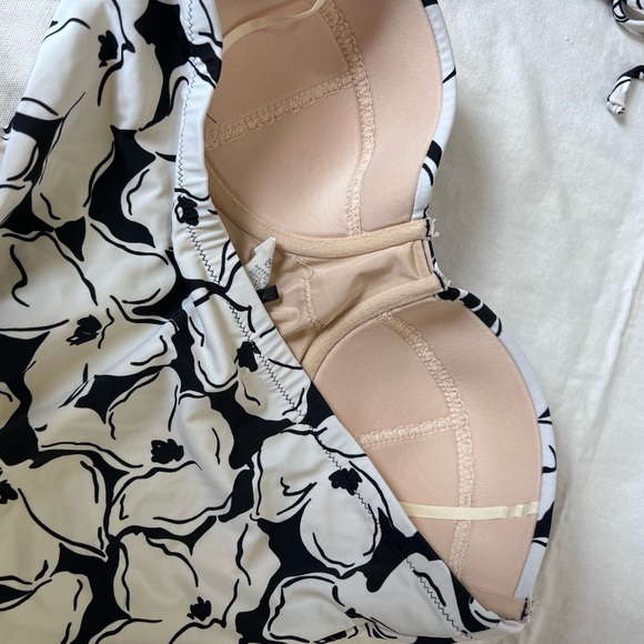 JCrew push up strapless halter black white floral retro swimsuit one piece sz 10 - Picture 4 of 5